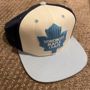 VINTAGE TORONTO MAPLE LEAFS SNAPBACK HAT